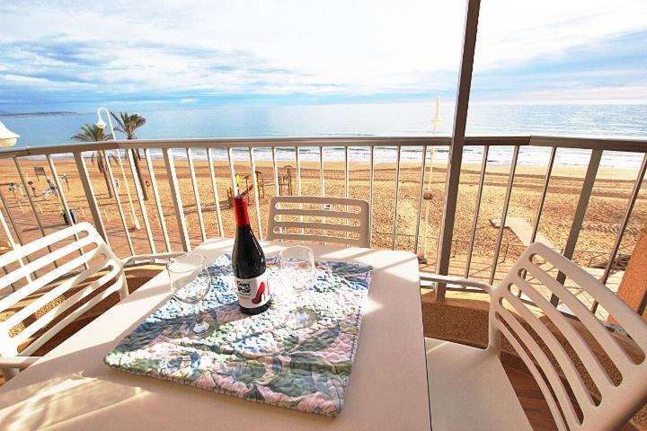 דירות גוארדמר דל סגורה Apartamento Europa Primera Linea De Playa Guardamar מראה חיצוני תמונה