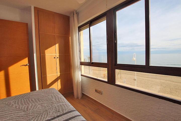 דירות גוארדמר דל סגורה Apartamento Europa Primera Linea De Playa Guardamar מראה חיצוני תמונה