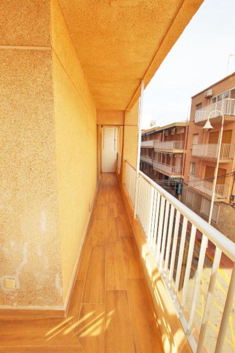 דירות גוארדמר דל סגורה Apartamento Europa Primera Linea De Playa Guardamar מראה חיצוני תמונה