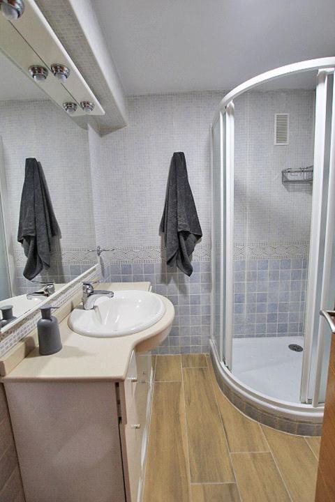 דירות גוארדמר דל סגורה Apartamento Europa Primera Linea De Playa Guardamar מראה חיצוני תמונה